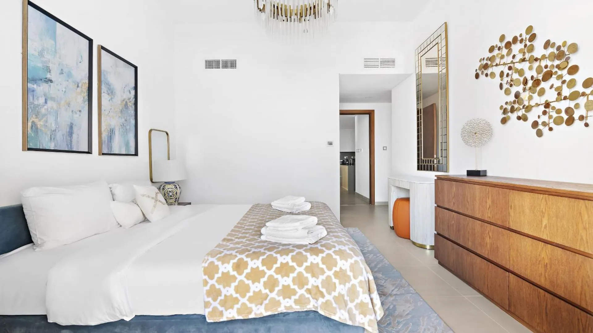 Vayk - Stunning 2-Bedroom Apartment With Sea View & Beach Access Dubai 0*,  United Arab Emirates